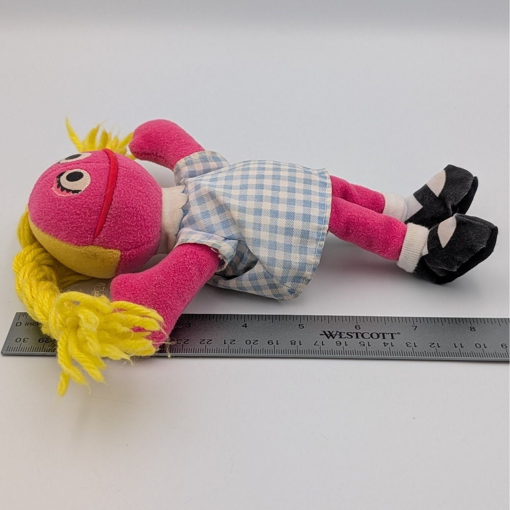 Vintage Sesame Street Betty Lou Plush Tyco 1997 Jim Henson Pink Muppet Doll Toy - Picture 5 of 5